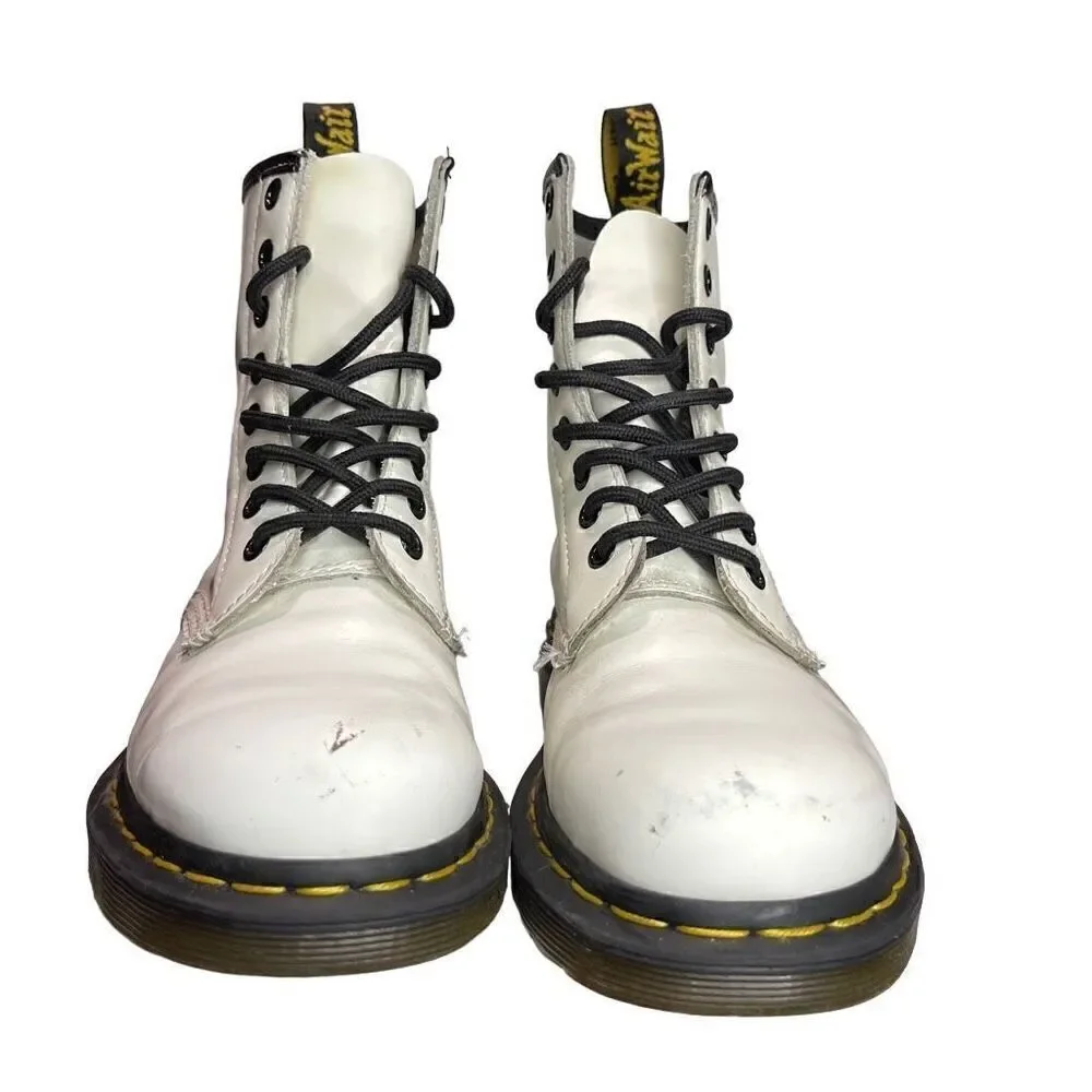 Doc Martens Women’s White Leather Combat Boots Lace Up Air Wair Size 5
